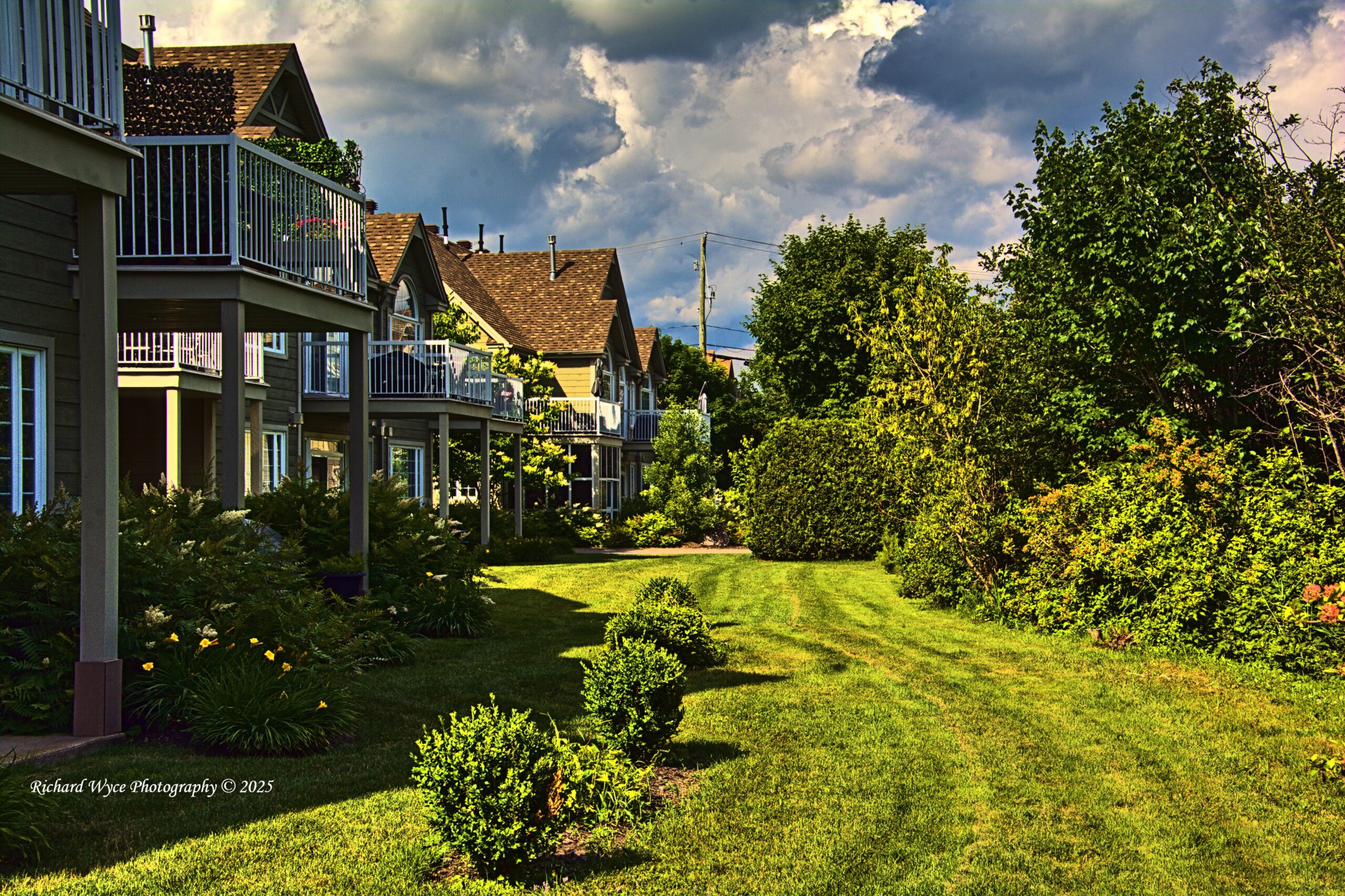Summer day at Condo complex Saint-Sauveur